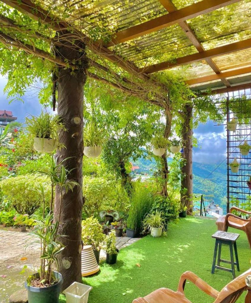 Giftland Homestay Āīzawl Екстериор снимка