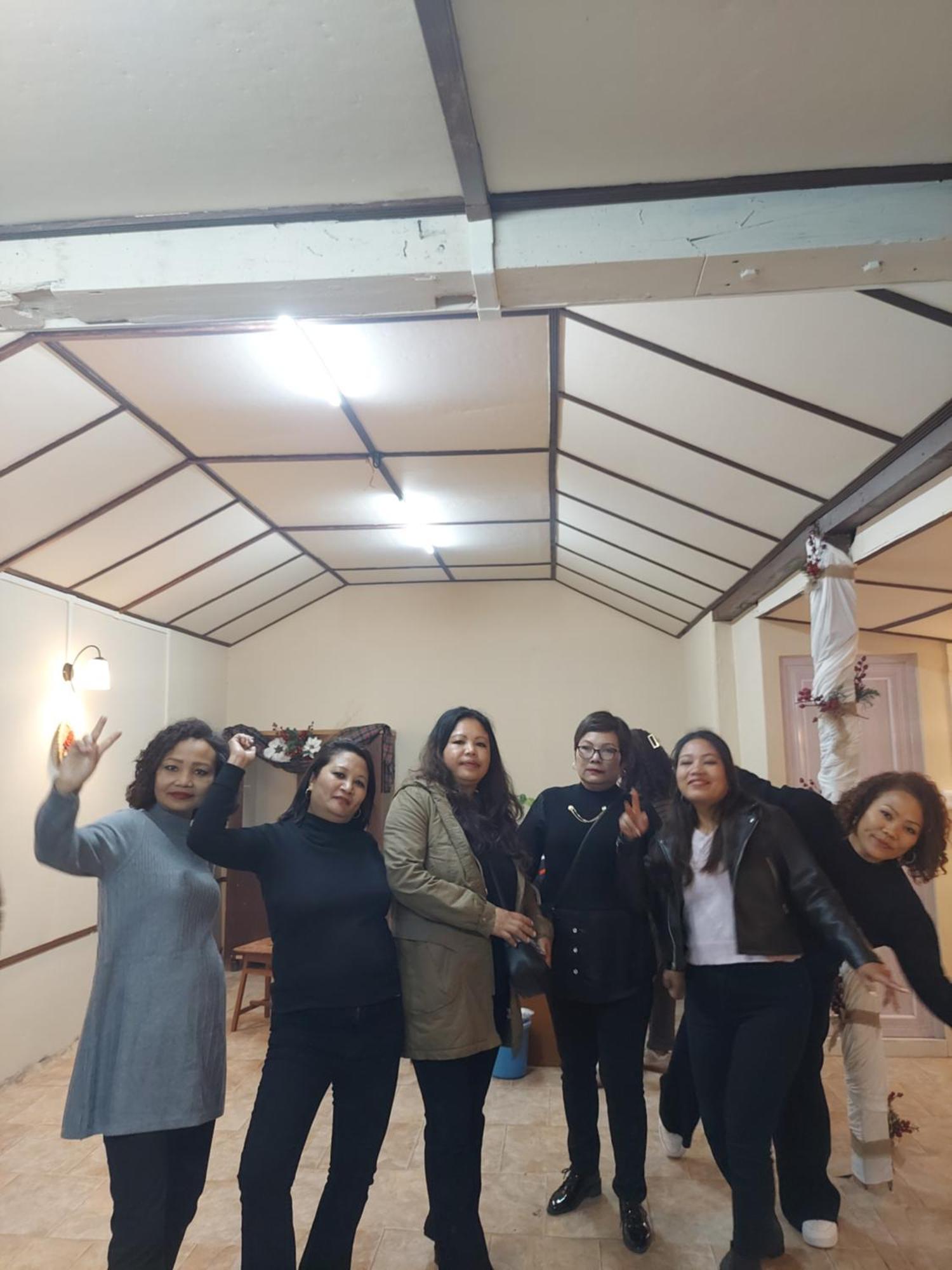 Giftland Homestay Āīzawl Стая снимка